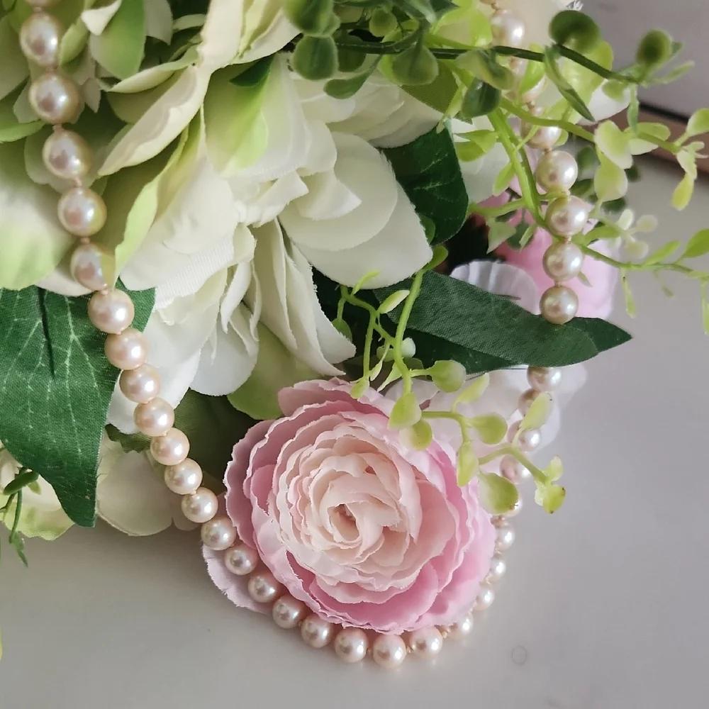 Elegant Pearl Look Necklace
